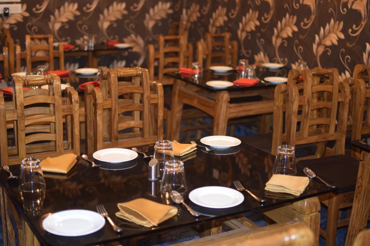 Recline Hotel And Restaurant Gauripur (West Bengal) Exterior foto